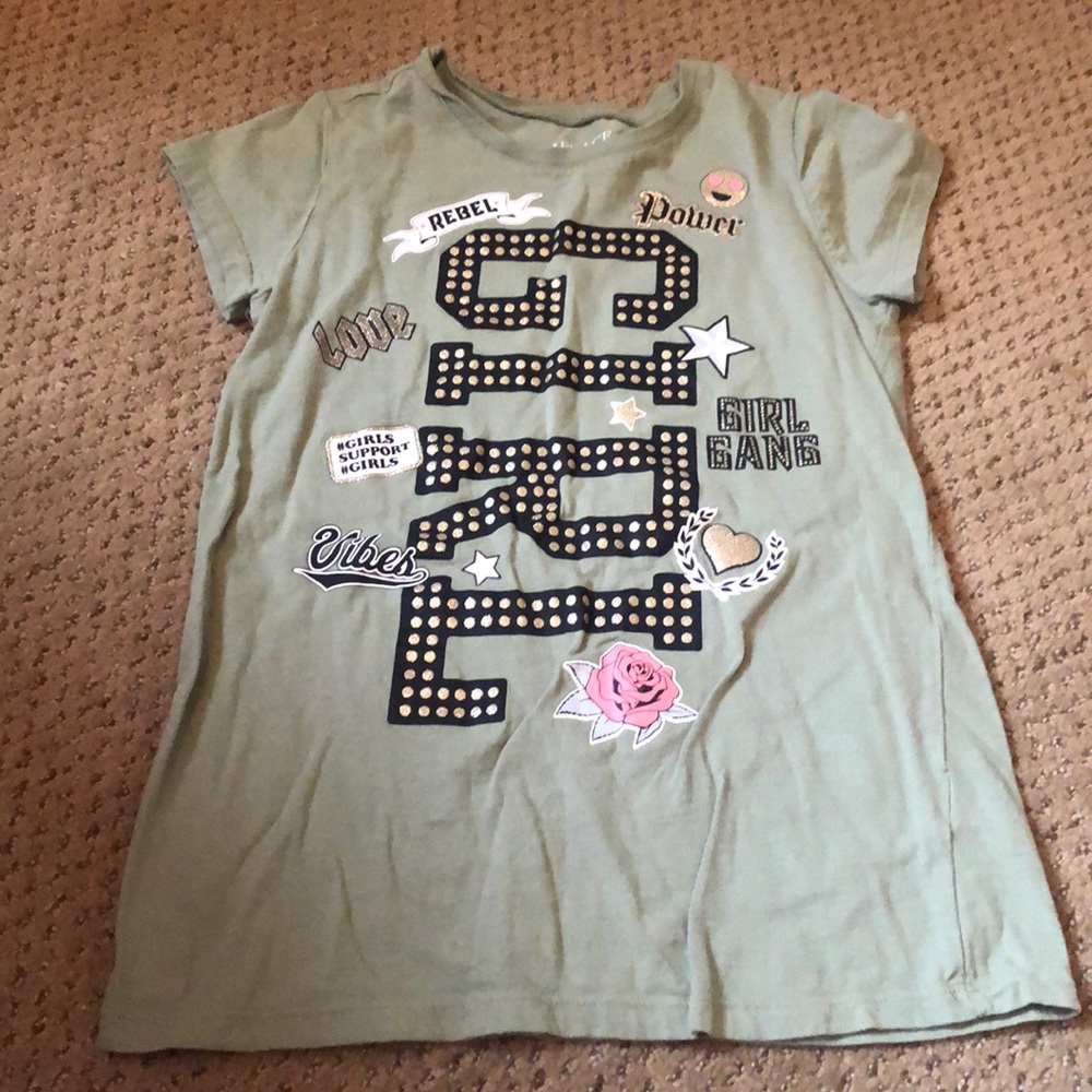 Tween short sleeved shirt